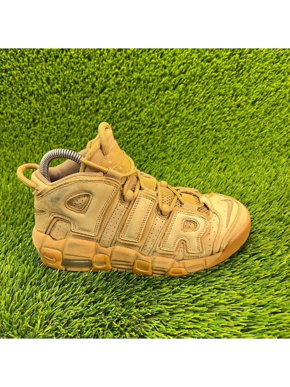 Nike Air More Uptempo Boys Size 4.5Y Brown Wheat Athletic Shoes Sneakers
